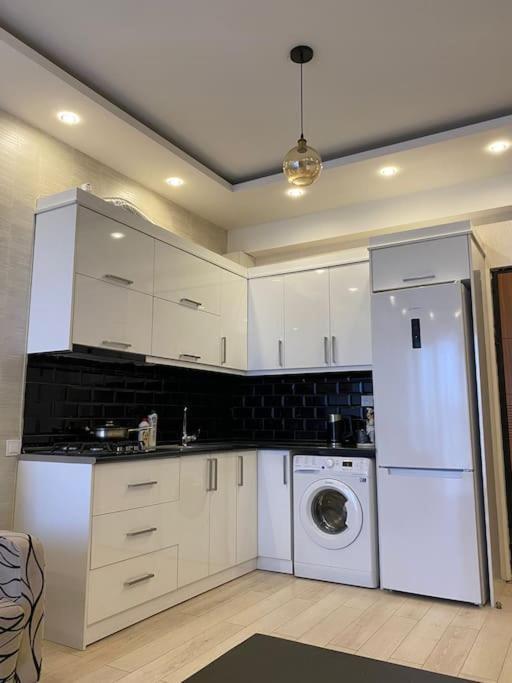 Apartment In The Center Tbiliszi Kültér fotó